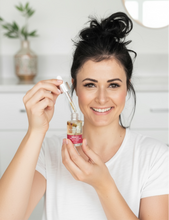 Load image into Gallery viewer, HYDRATING SERUM - ROSE+ WILLOW BARK
