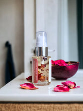 Load image into Gallery viewer, HYDRATING ROSE-INFUSED SERUM
